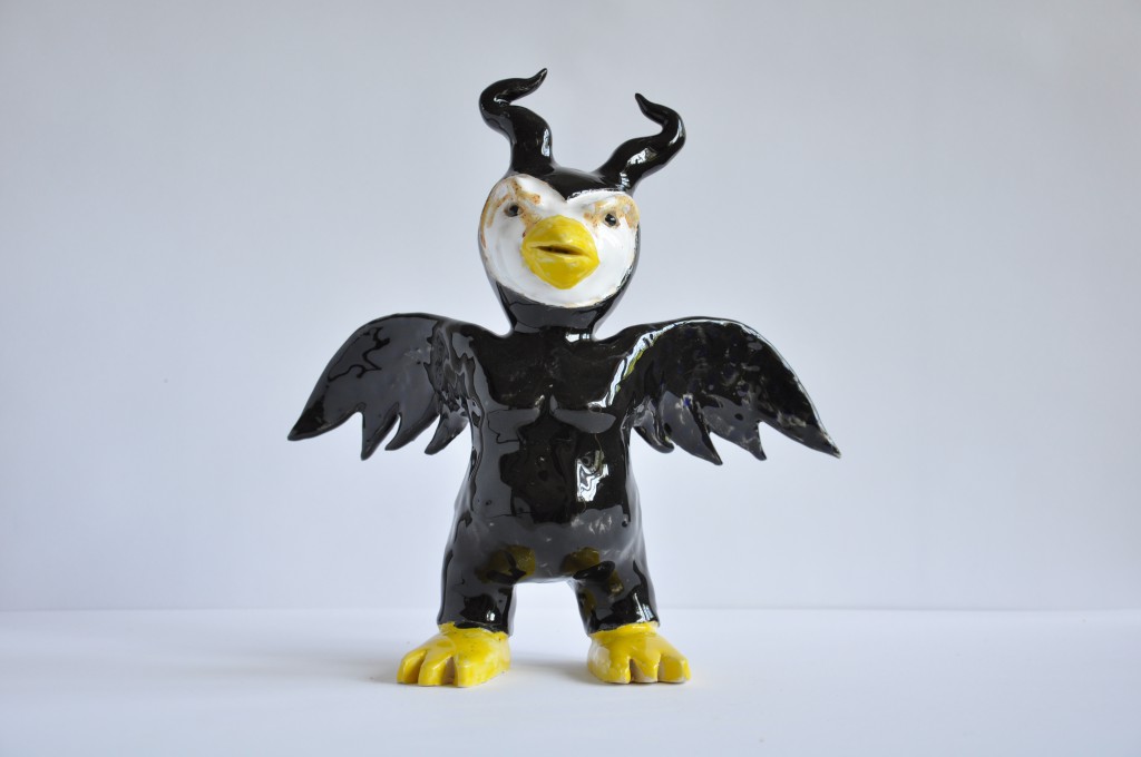 Angry Bird skulptur keramik Marie Åström